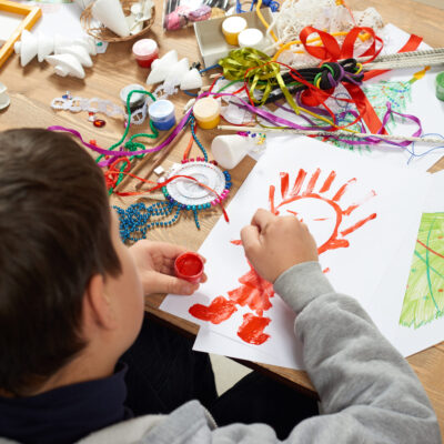 Child,Make,Crafts,And,Toys,,Handmade,Concept.,Artwork,Workplace,With Child,Make,Crafts,And,Toys,,Handmade,Concept.,Artwork,Workplace,With